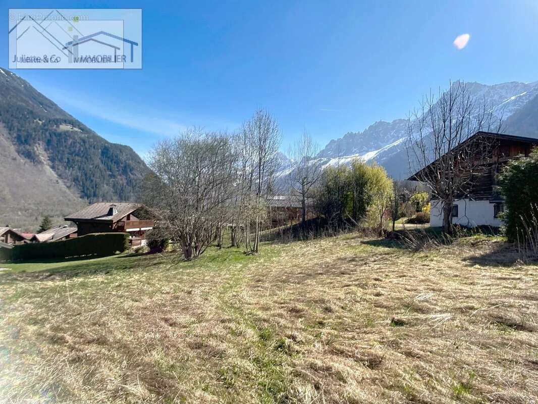 Terrain à LES HOUCHES