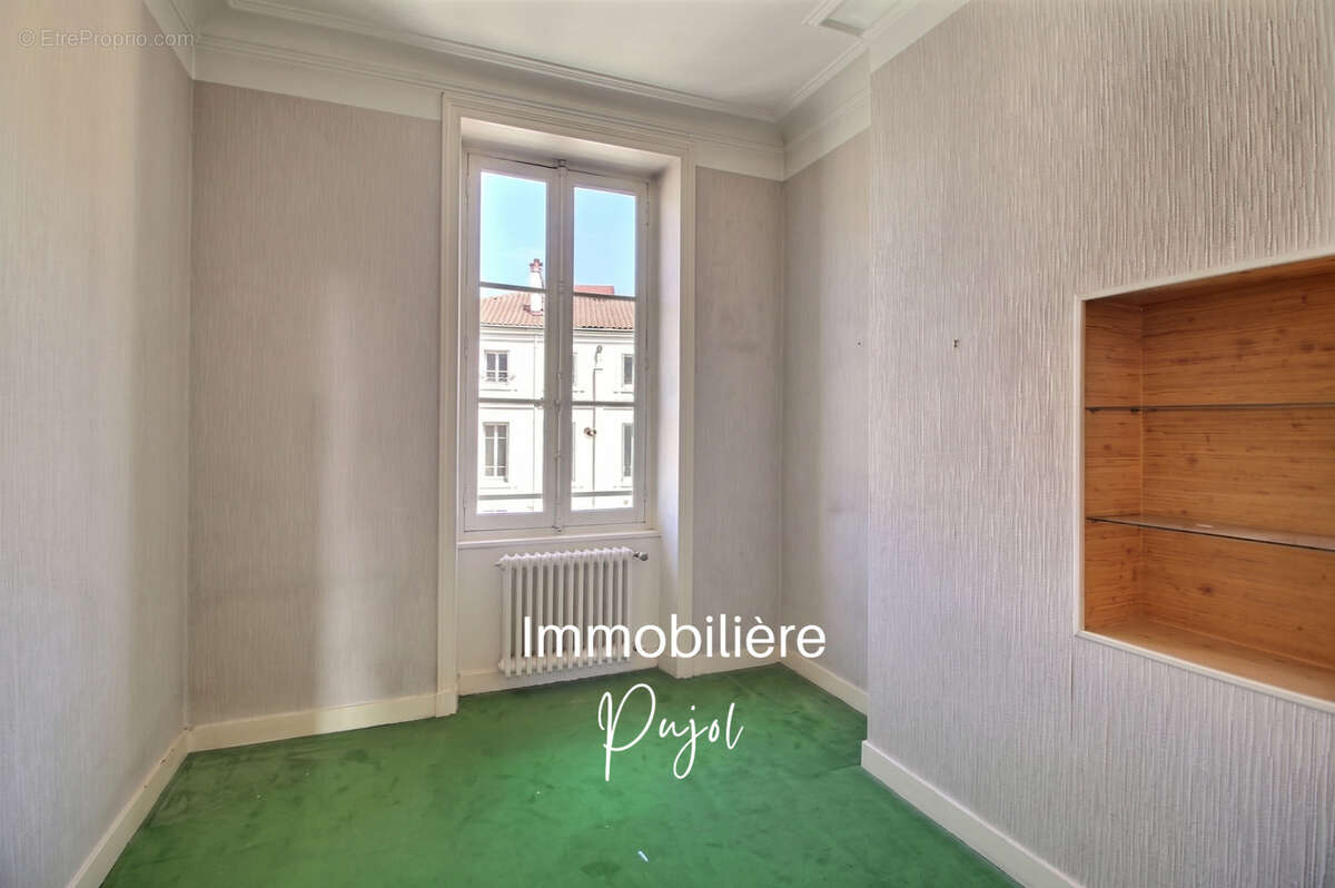 Appartement à MARSEILLE-6E