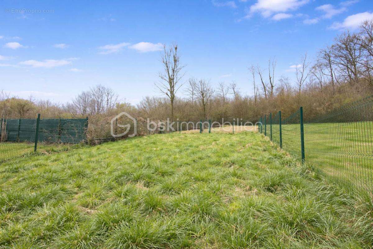 Maison à LIZY-SUR-OURCQ