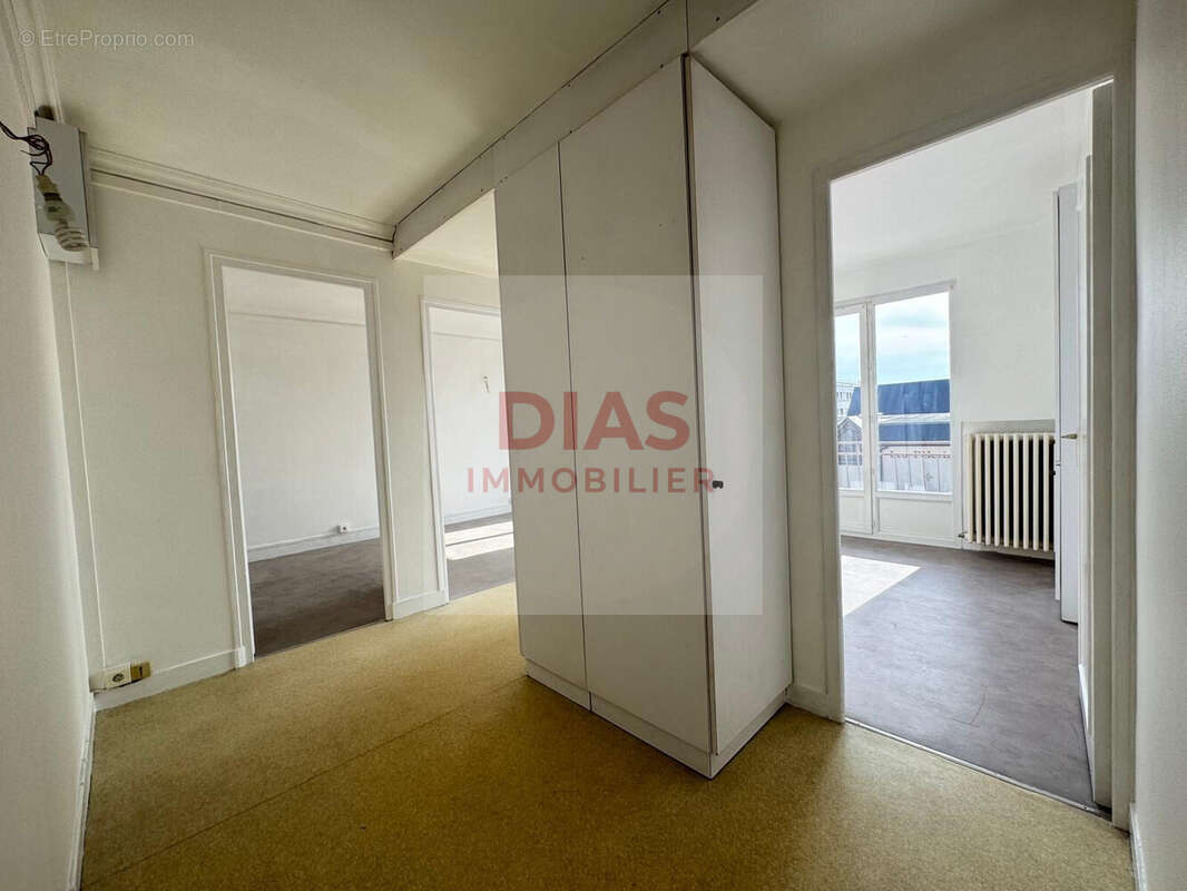 Appartement à PONTAULT-COMBAULT