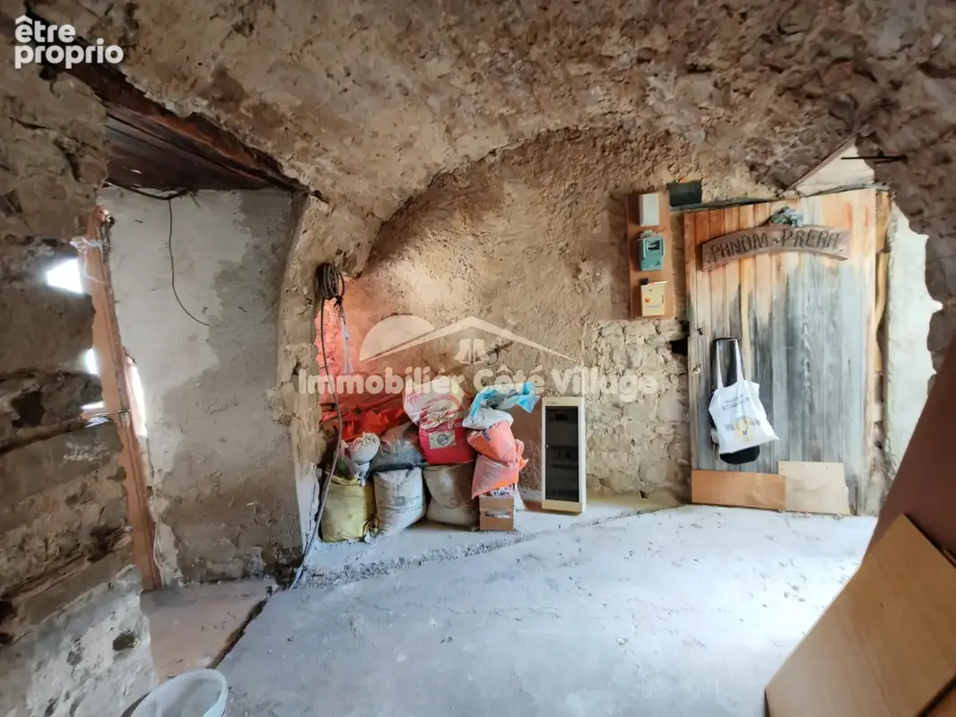 À vendre   appartement à rénover entierement à coaraze - photo 2