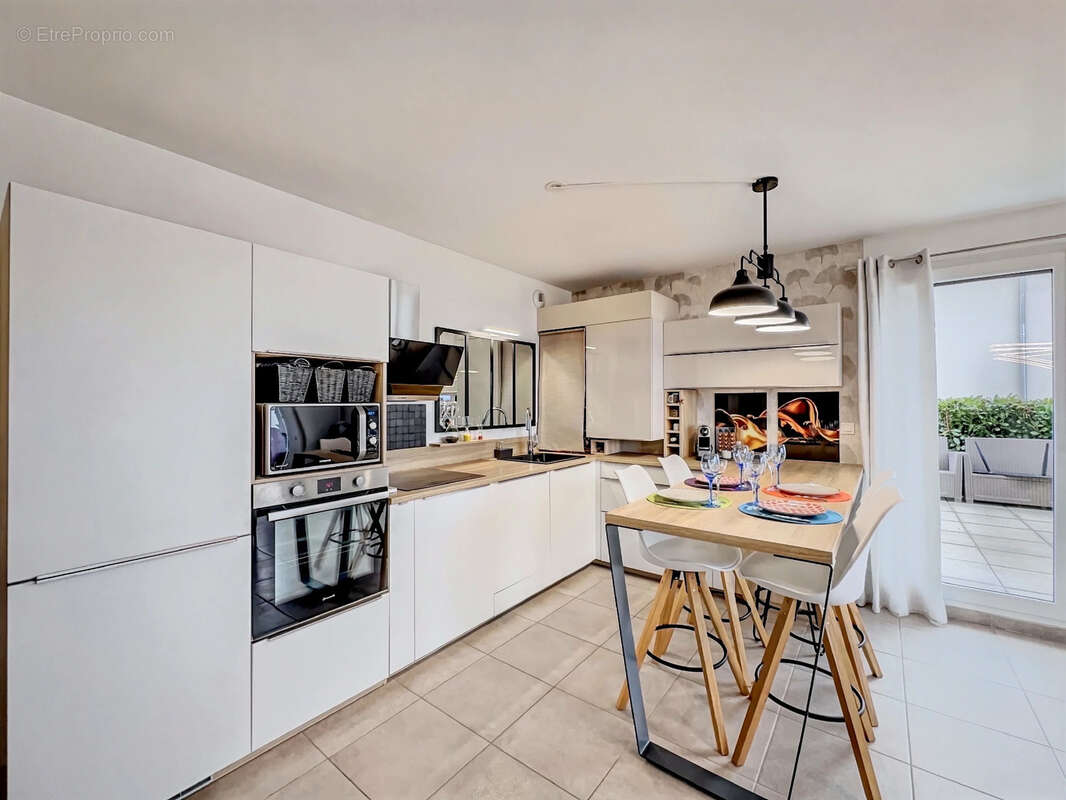 Appartement à ANTHY-SUR-LEMAN