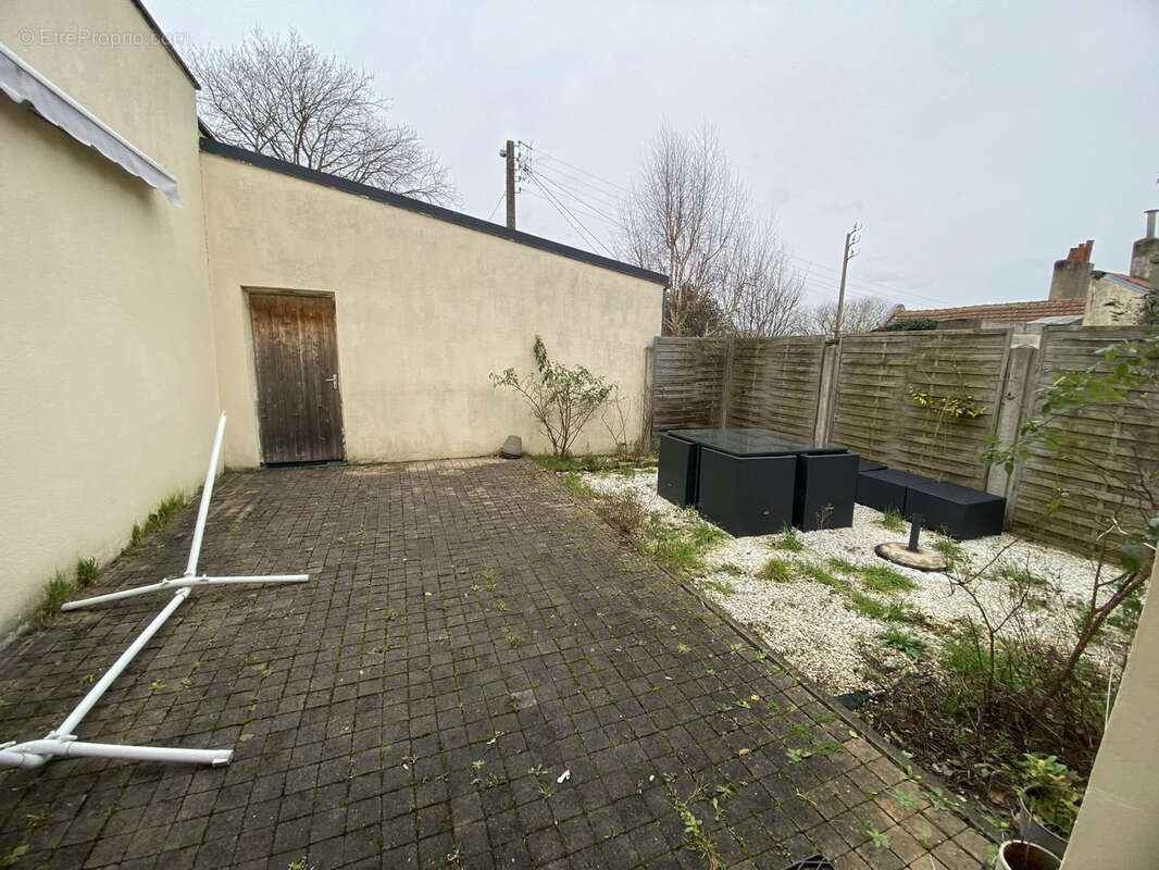 Maison à BRUAY-LA-BUISSIERE