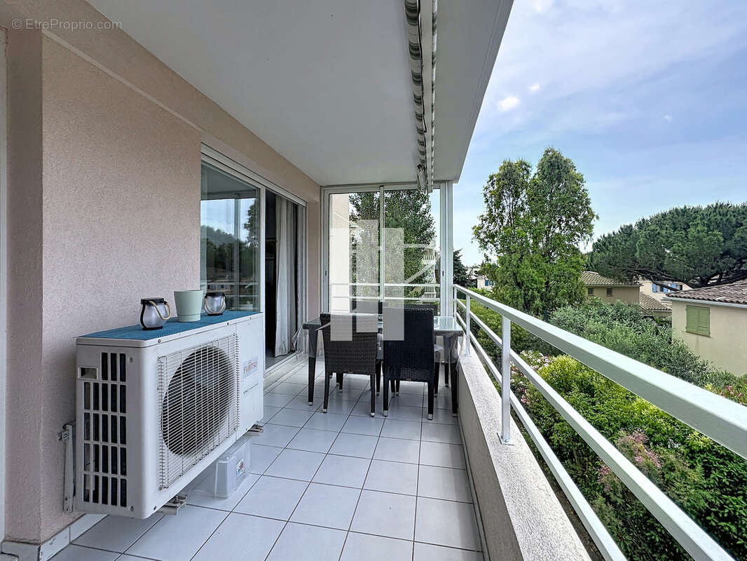 Appartement à FREJUS