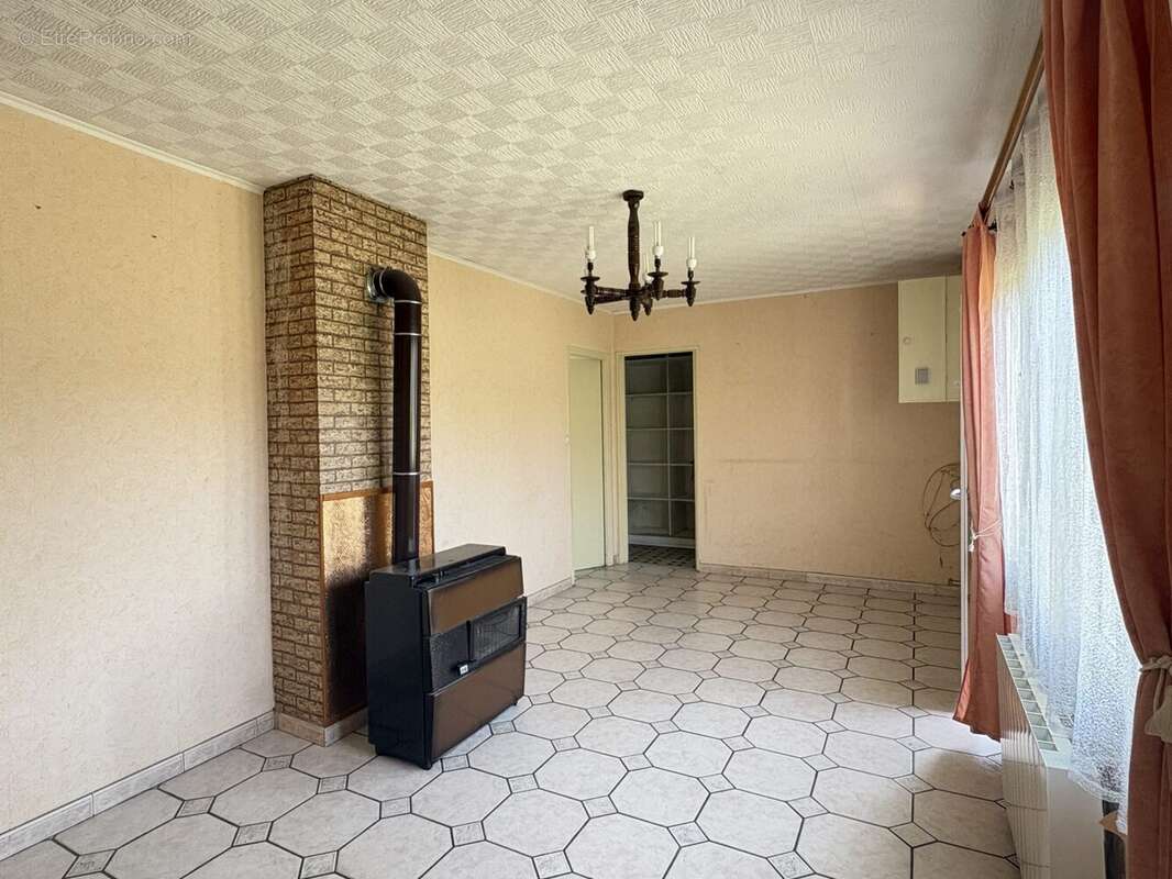 Maison 79 m² à Pende  - photo 5