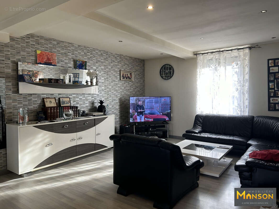 Appartement à NEUVES-MAISONS