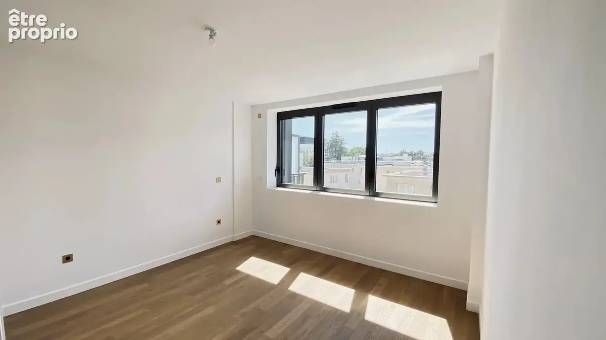 Immeuble neuf avec piscine & salle de sport - photo 10