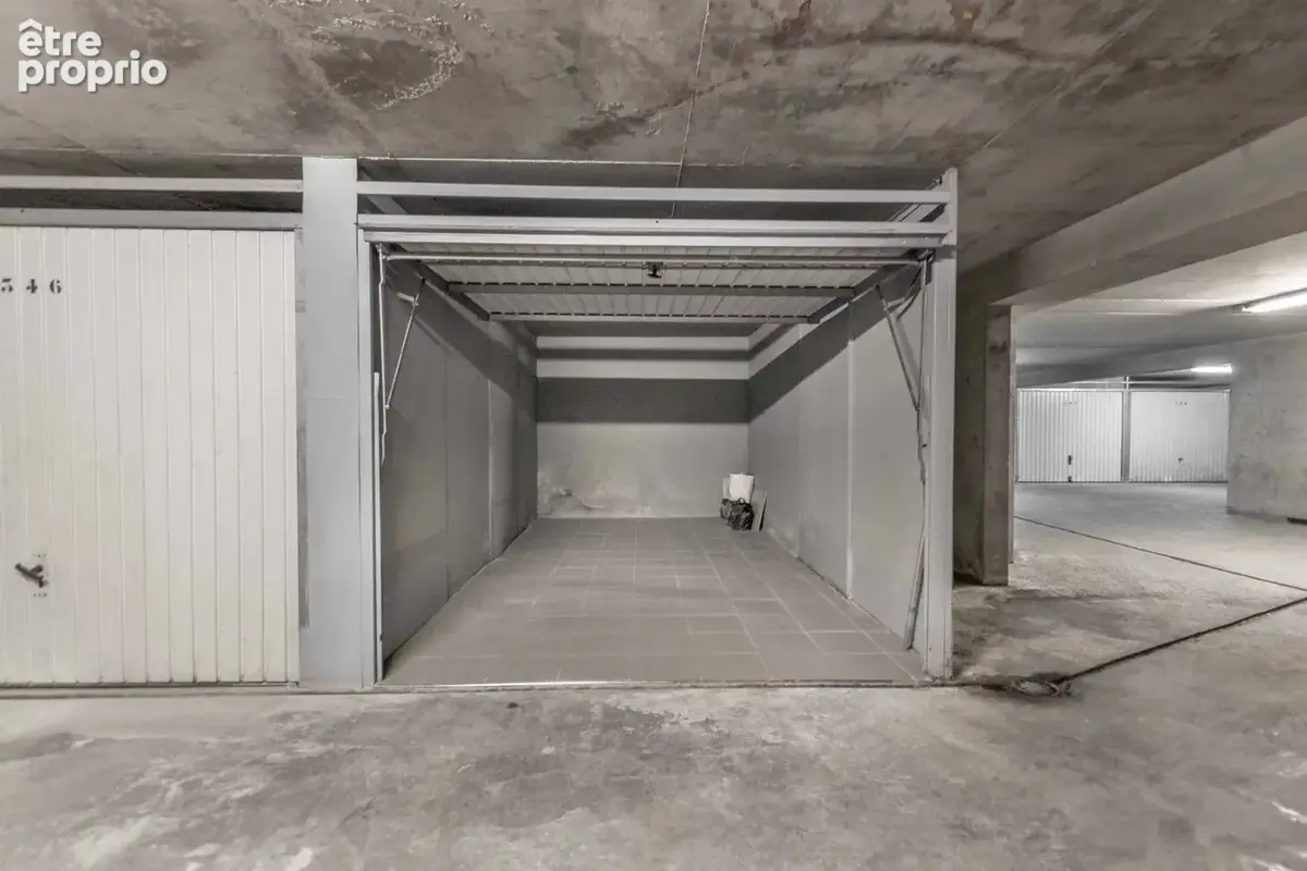 Nice Bas Maledeine - Garage sécurisé - photo 2