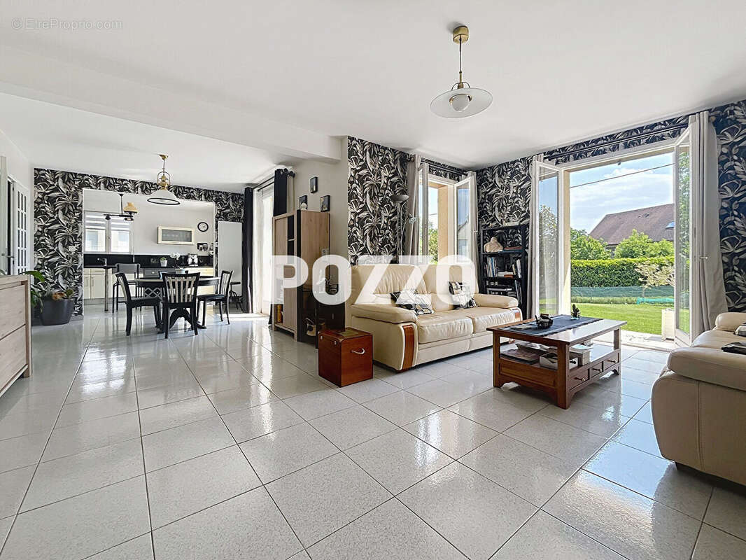 Maison à SAINT-PAIR-SUR-MER