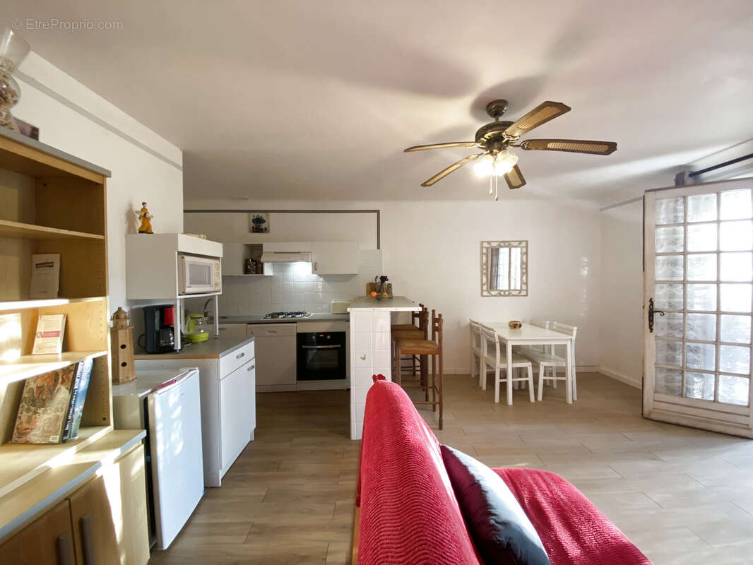 Appartement à VIAS