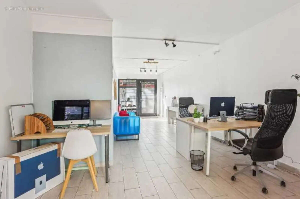 Commerce à ISSY-LES-MOULINEAUX