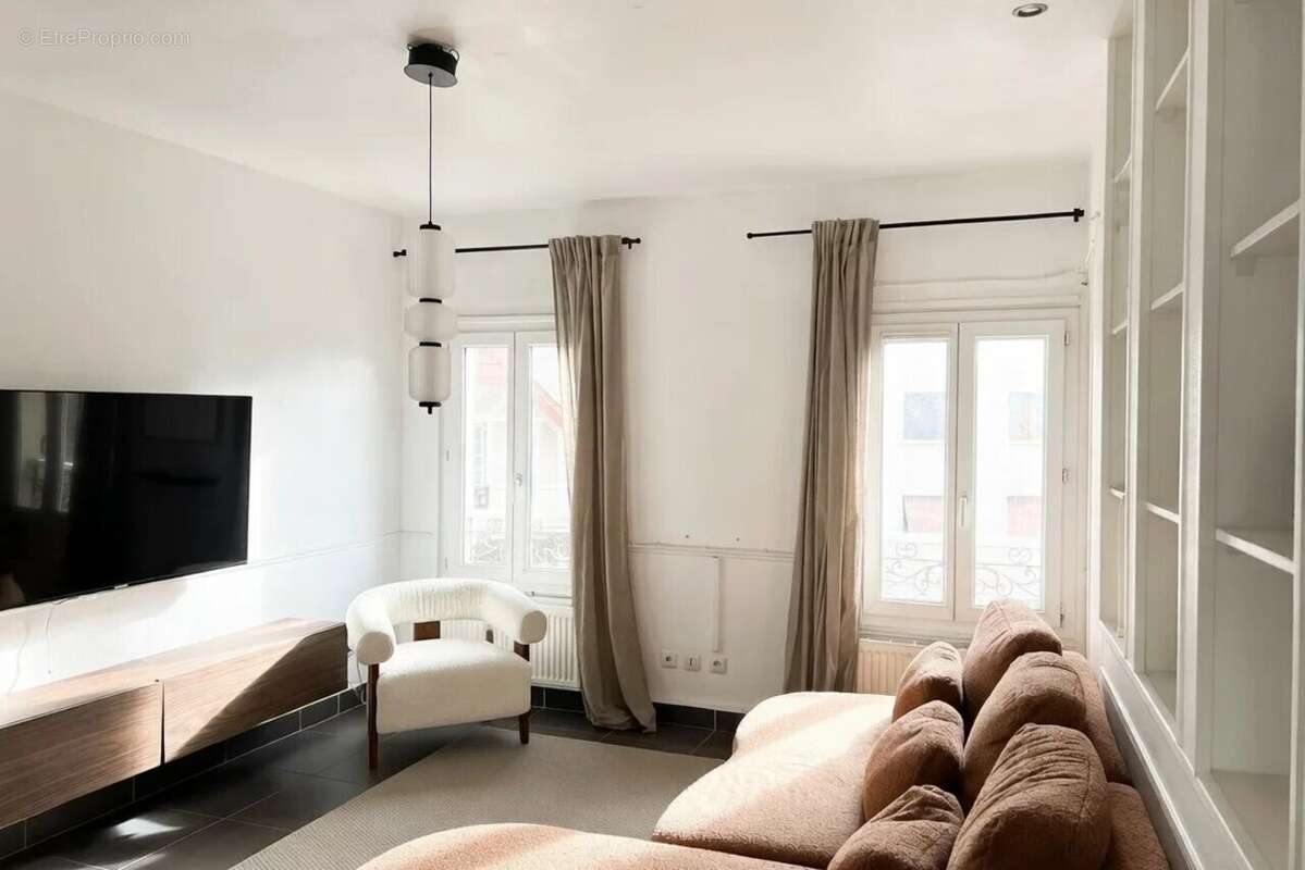 Appartement à SAINT-MAUR-DES-FOSSES