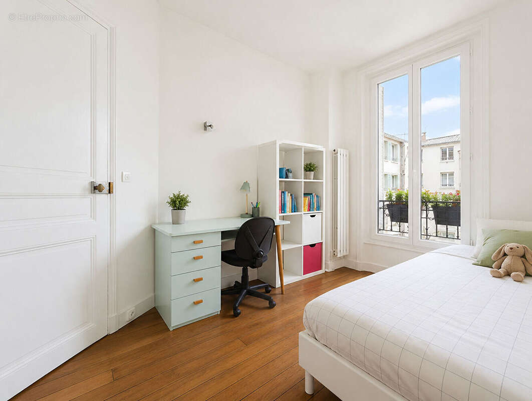 Appartement à PARIS-20E