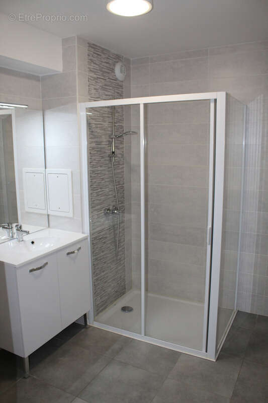 Appartement à CEYZERIAT