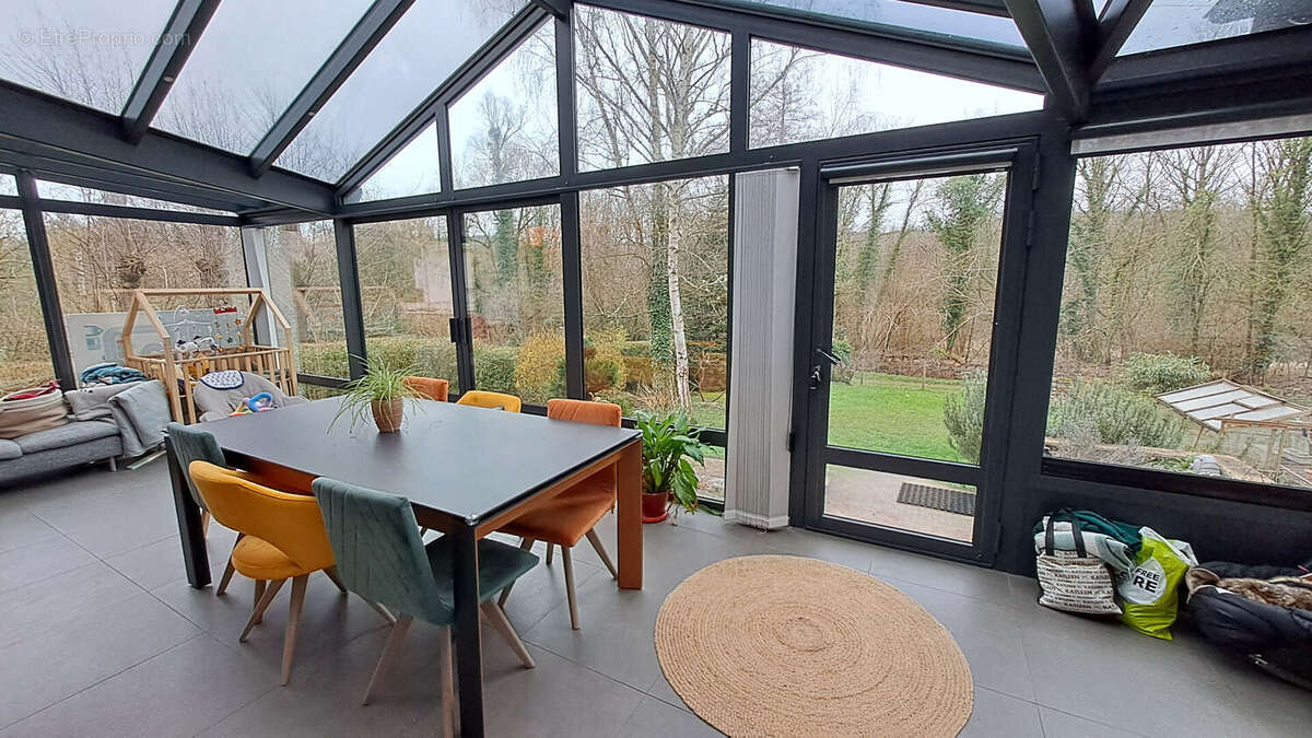 Maison à SAINT-REMY-LES-CHEVREUSE