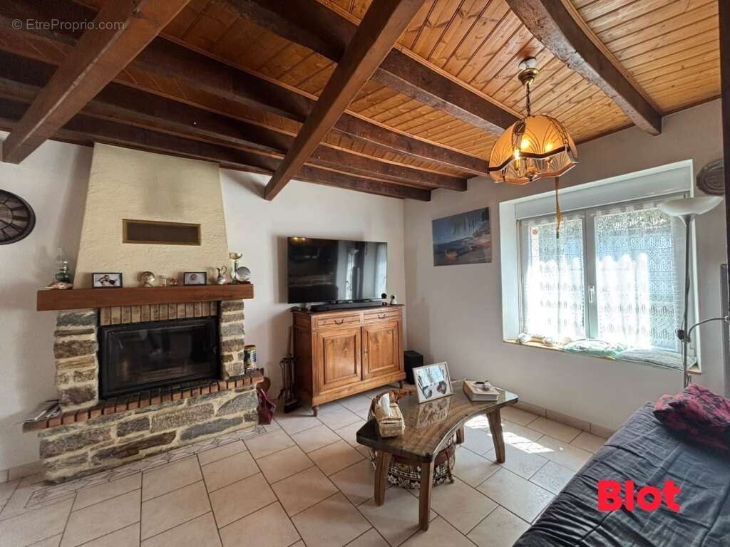 Maison 7 pièces 150 m² à vendre à La Noe-Blanche (35470) - photo 2
