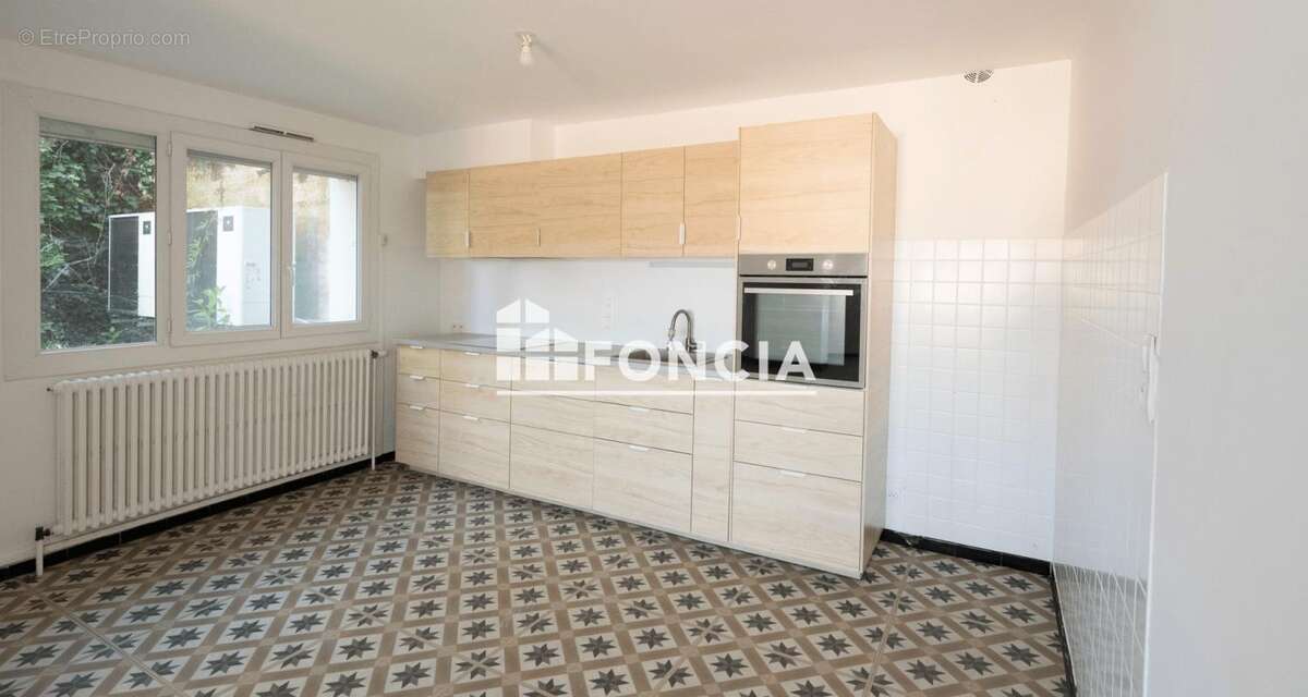 Appartement à TOURNON-SUR-RHONE