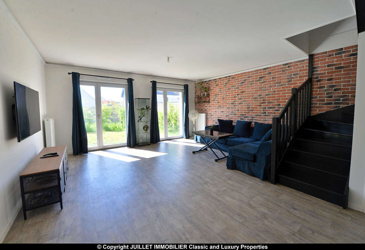 Maison à PONTAULT-COMBAULT