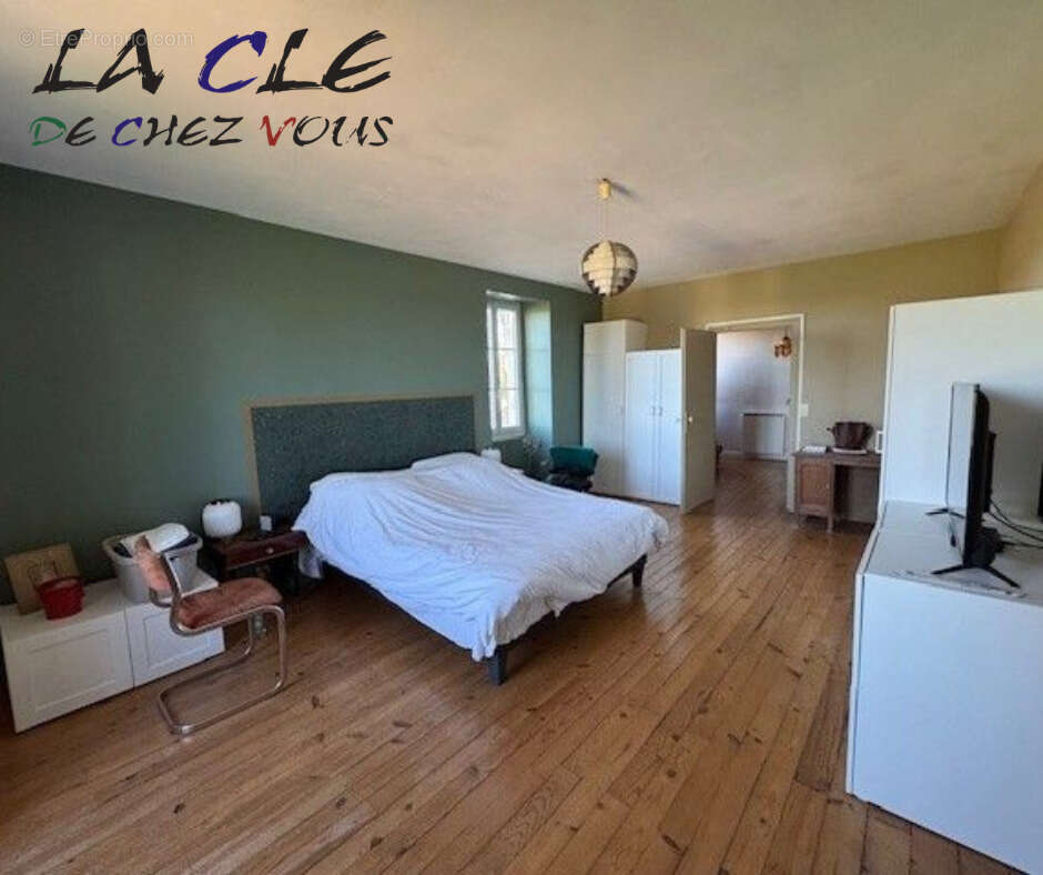 Maison à COULONGES-SUR-L'AUTIZE