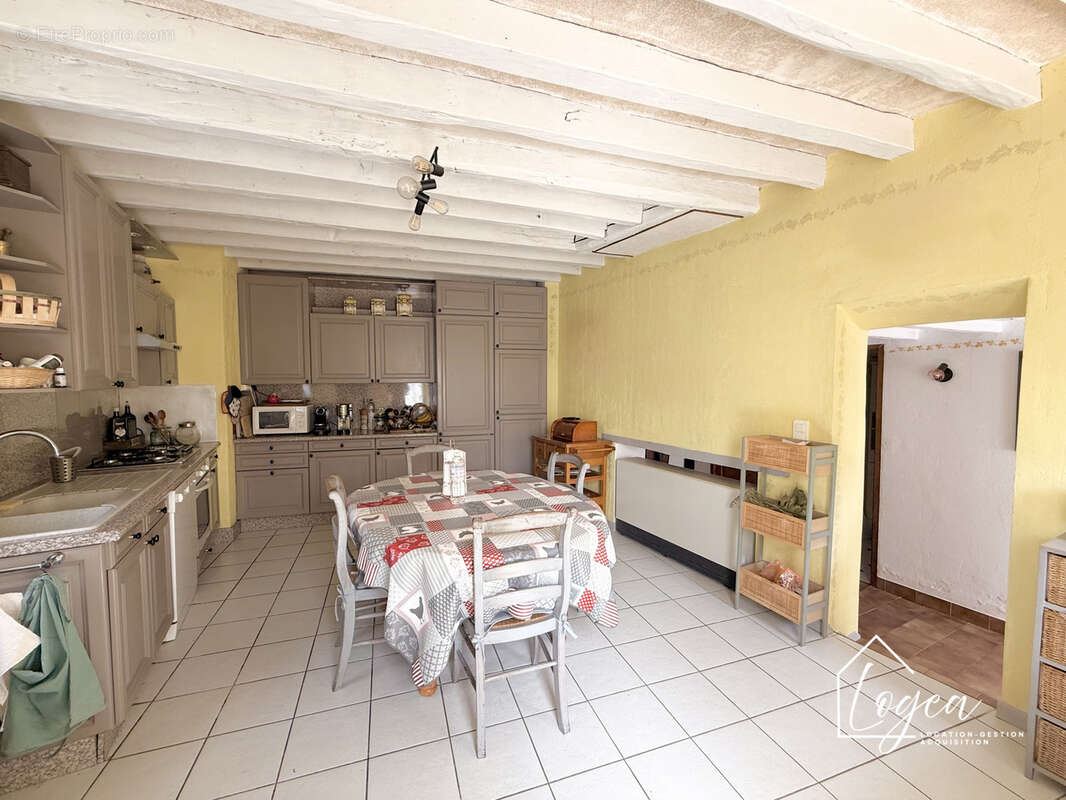Maison 150 m2 La-Celle-sur-Morin - photo 17