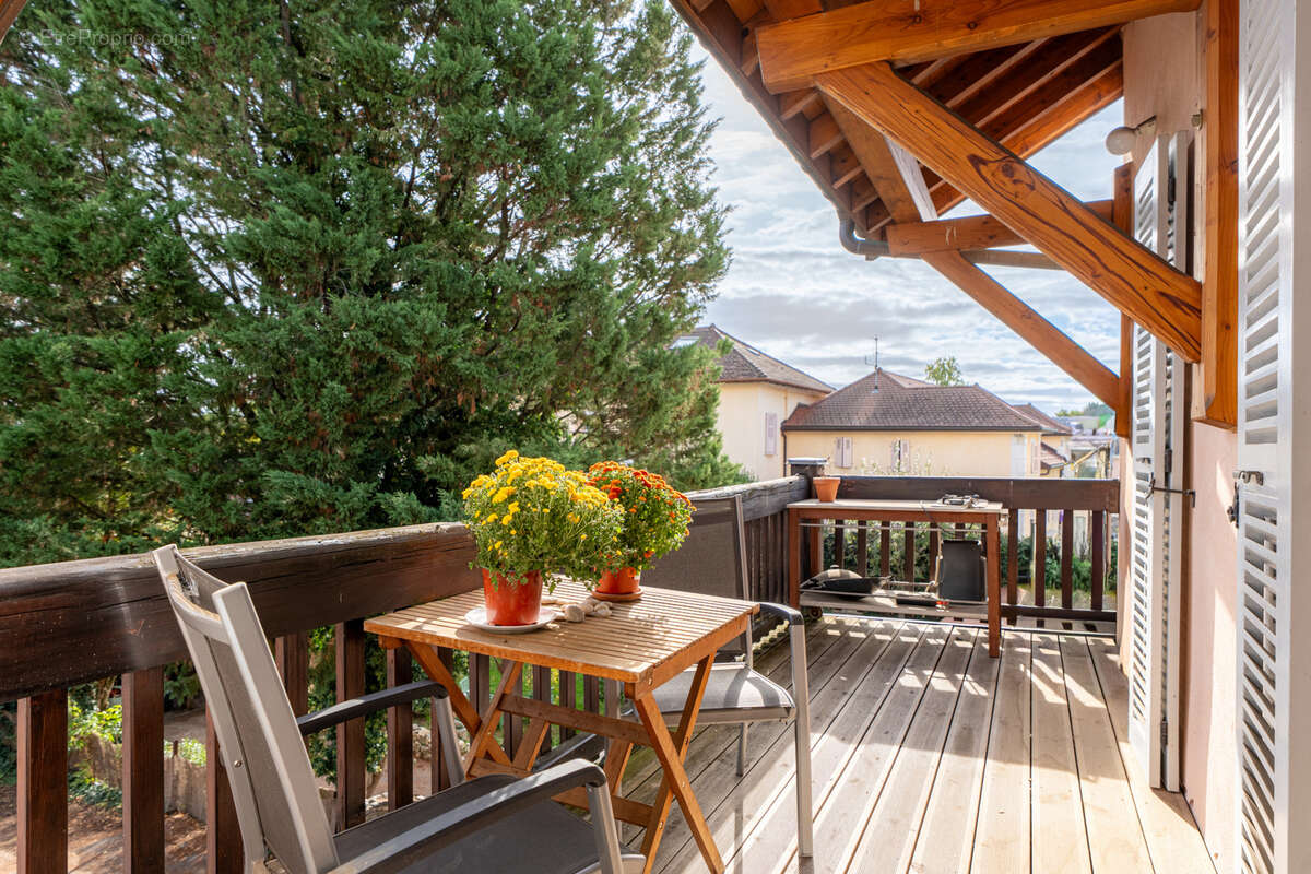 Appartement à FERNEY-VOLTAIRE