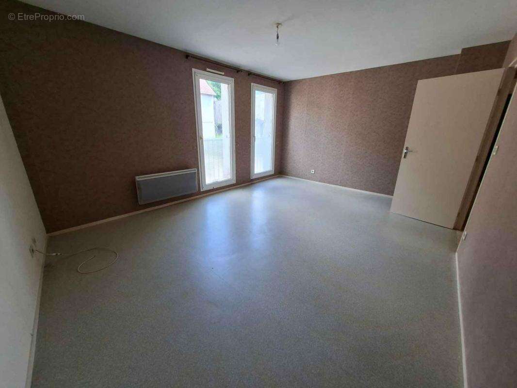 Appartement à VITTEAUX