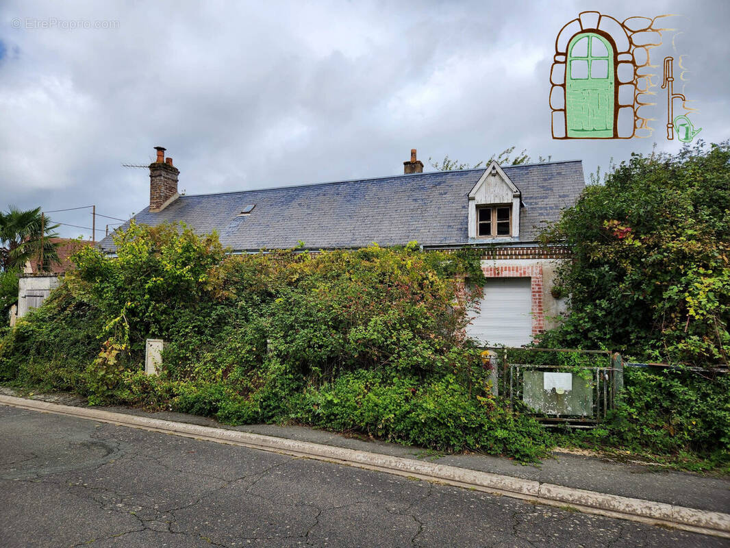 Maison à SARGE-SUR-BRAYE
