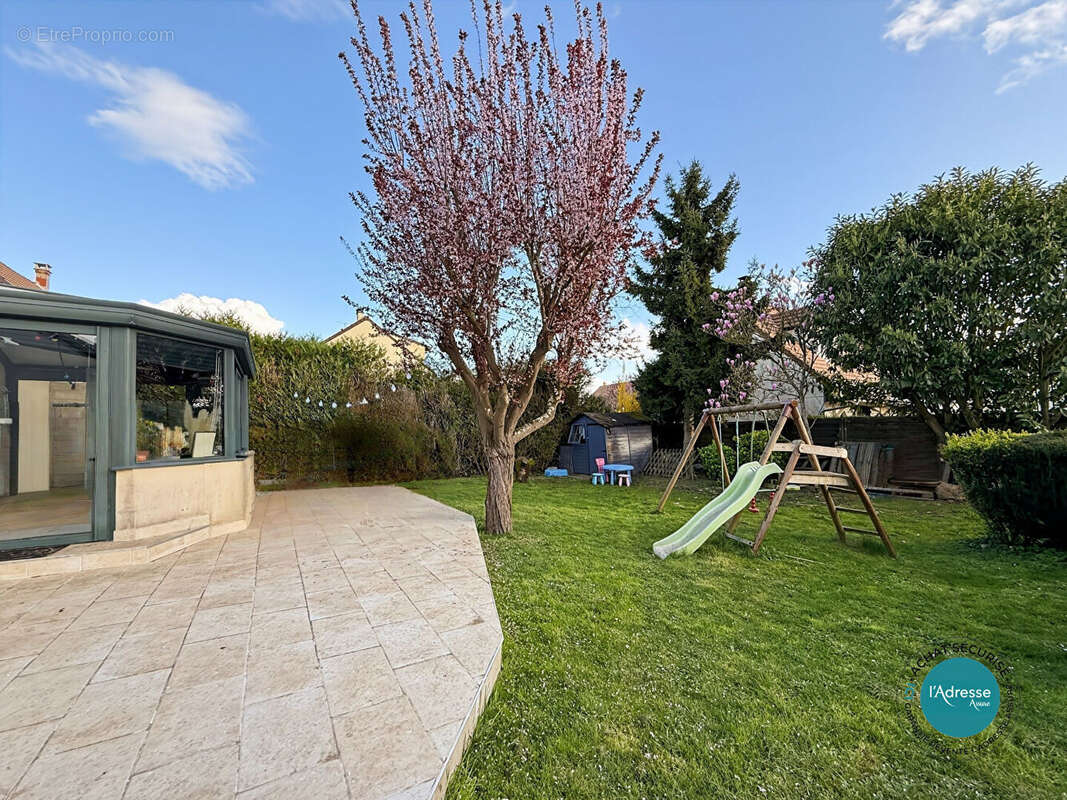 Maison à BALLANCOURT-SUR-ESSONNE