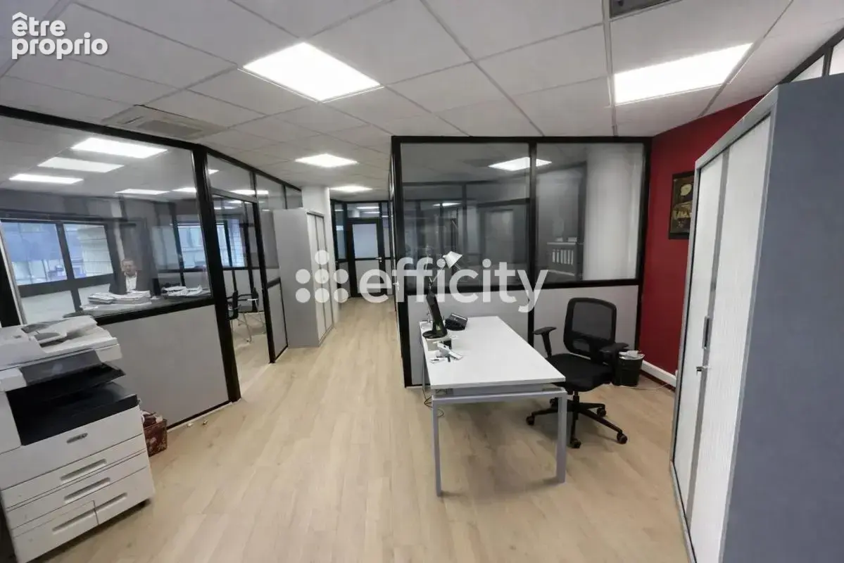 Commerce 128 m² à vendre à Lille (59000) - photo 4