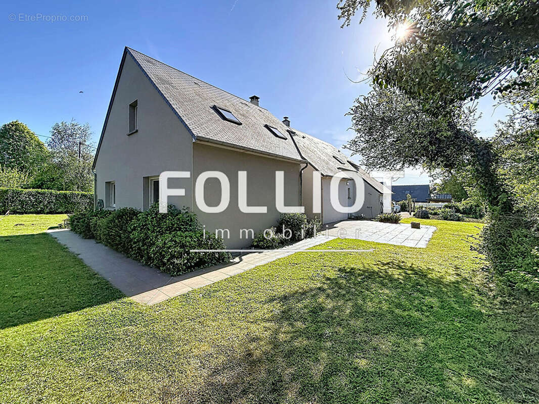 Maison spacieuse 10 pièces à vendre à Saint-Pair-sur-Mer - Réf 12310AH - photo 3