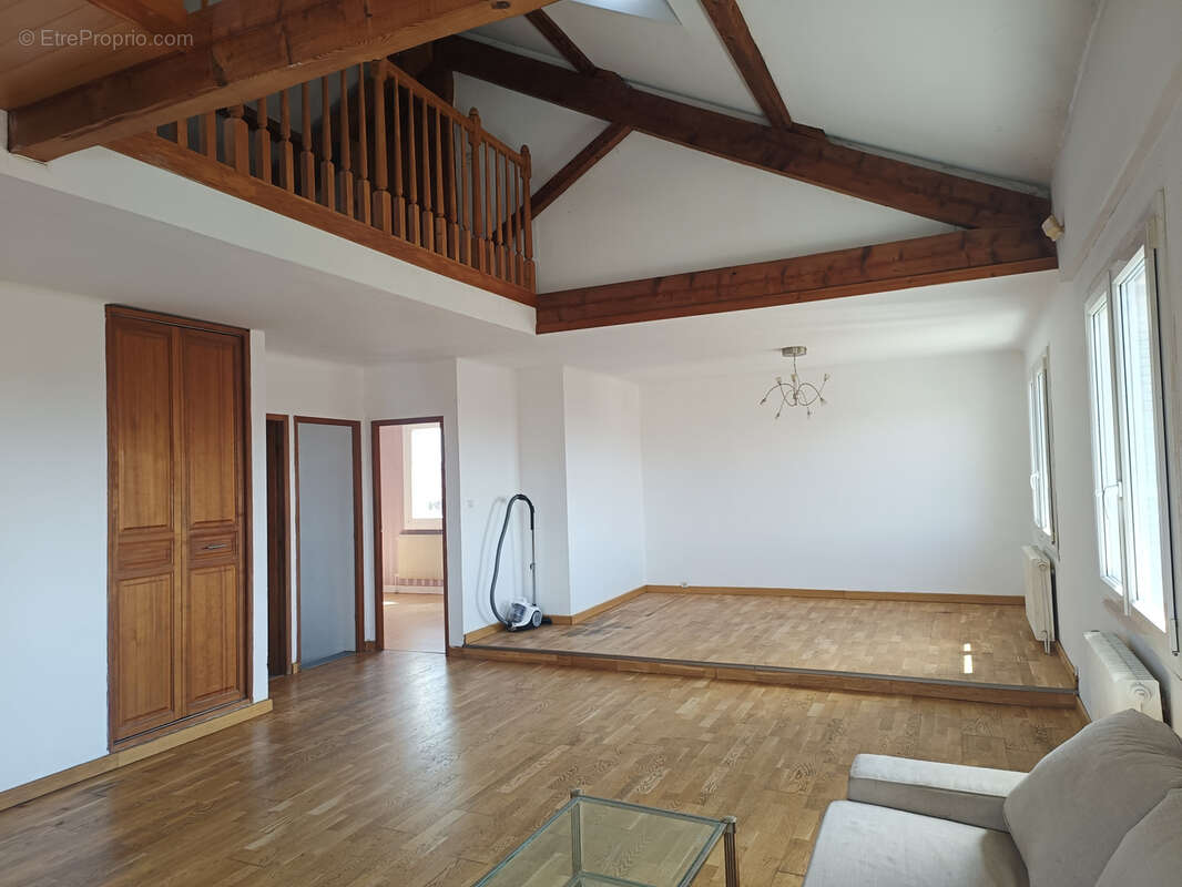 Maison à ROUSSILLON