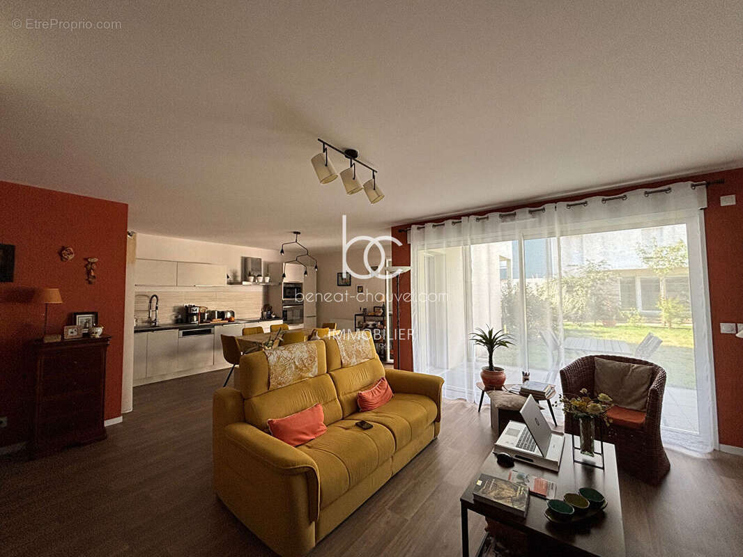SÉNÉ / VANNES TOHANNIC Appartement T5 Familial 87 m²  Terrasse & Jardin Privatif 3 Chambres ? 2 Parkings - photo 9