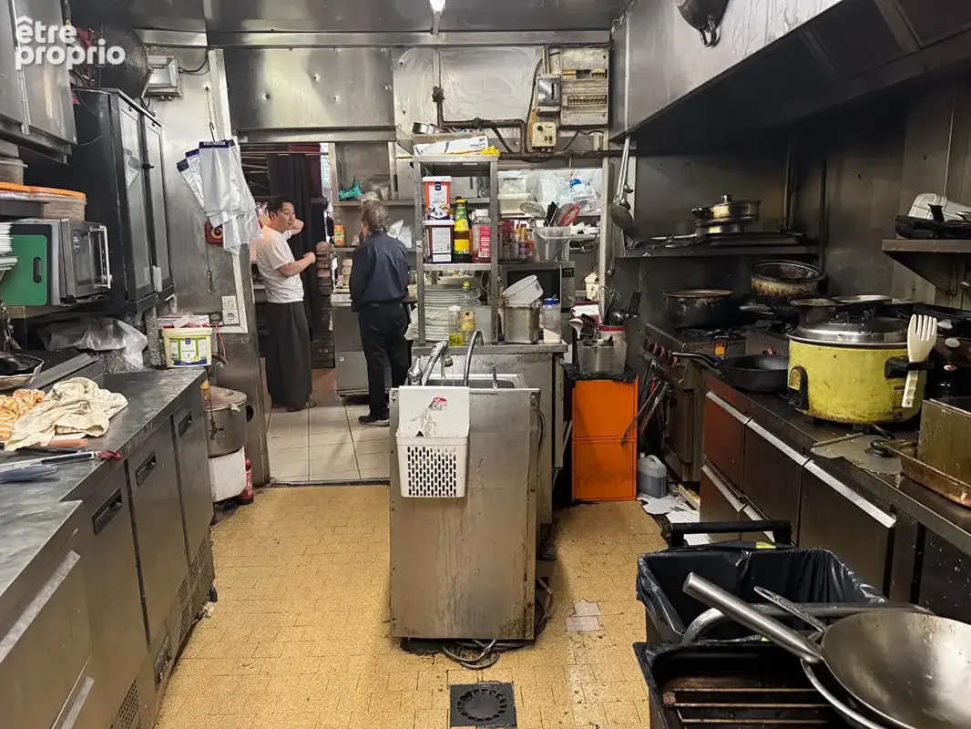 Montparnasse Restaurant 130 m² - Emplacement N°1 - 500.000 uros - photo 9
