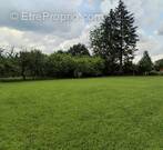 Terrain à EYJEAUX