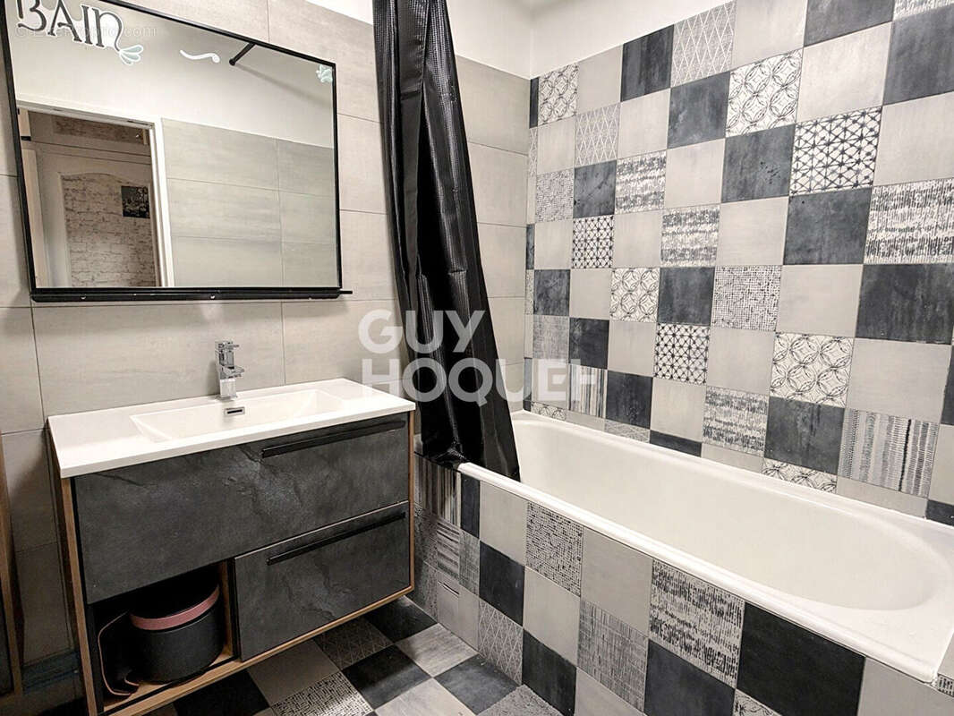 Appartement à MENNECY
