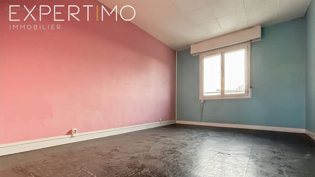 A VENRDE appartement F4 lumineux à proximité du centre-ville d'Étampes - photo 9