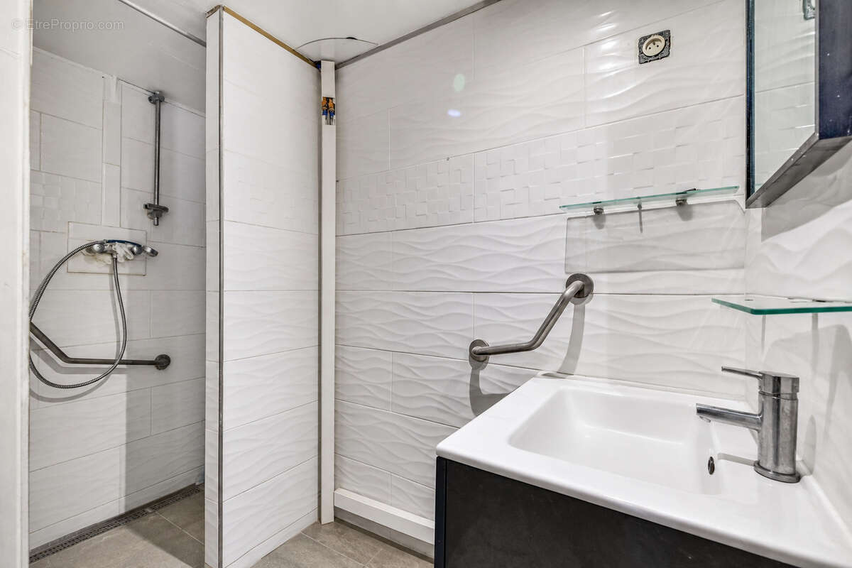 Appartement à PARIS-11E