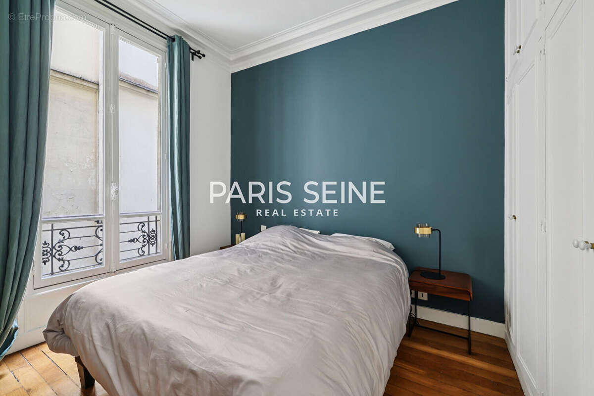 Appartement à PARIS-6E