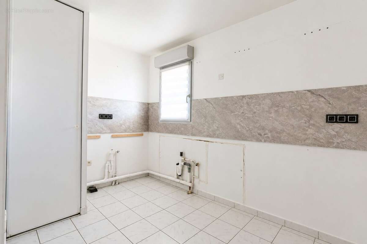 Appartement 66 m² à Carrieres-Sous-Poissy  - photo 3