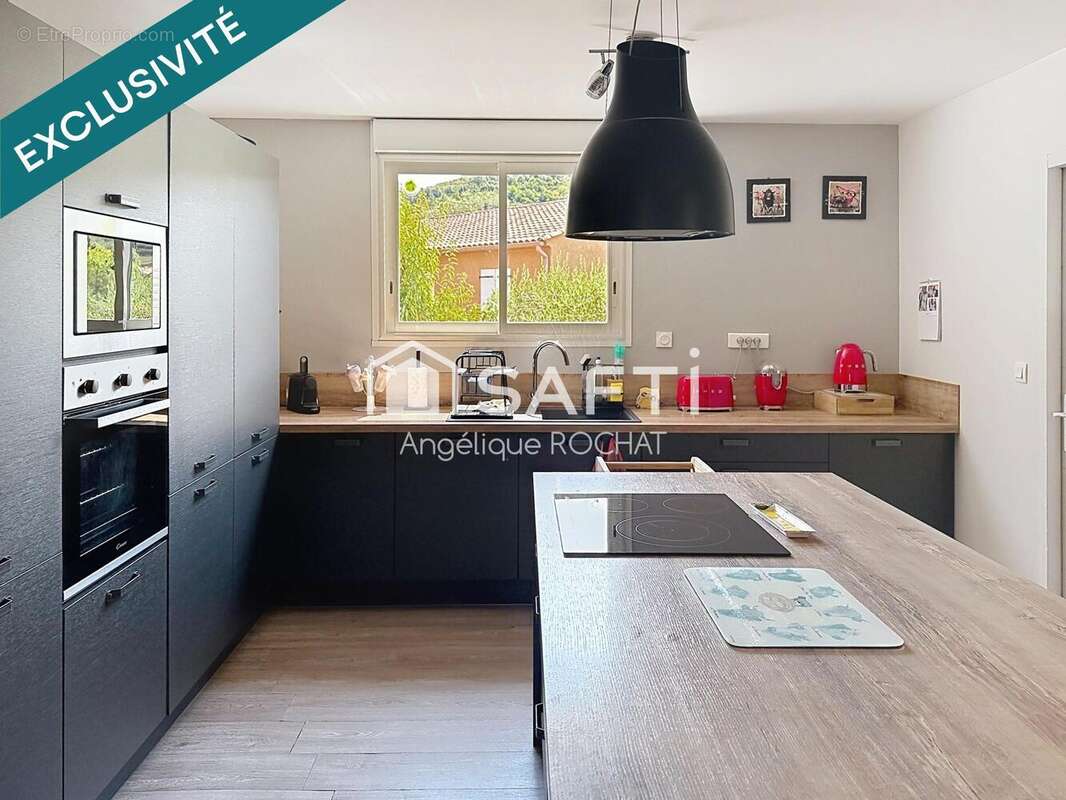 Maison 113 m² à Saint-Nazaire-De-Ladarez  - photo 4