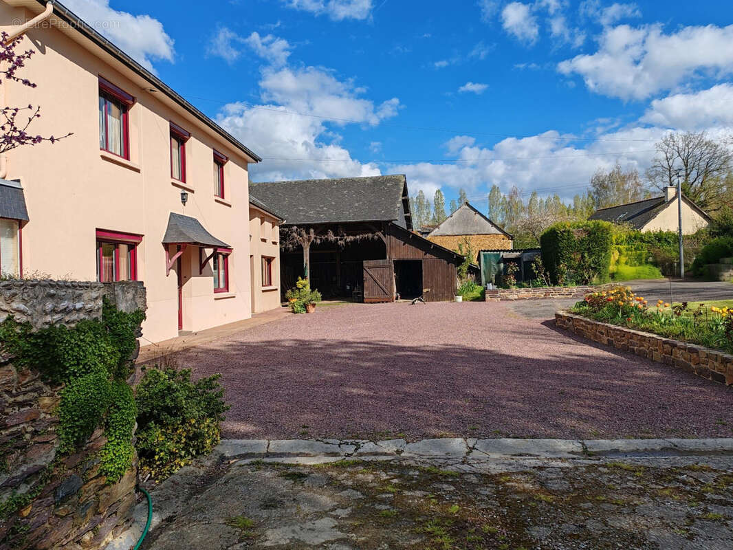 Maison à RETIERS
