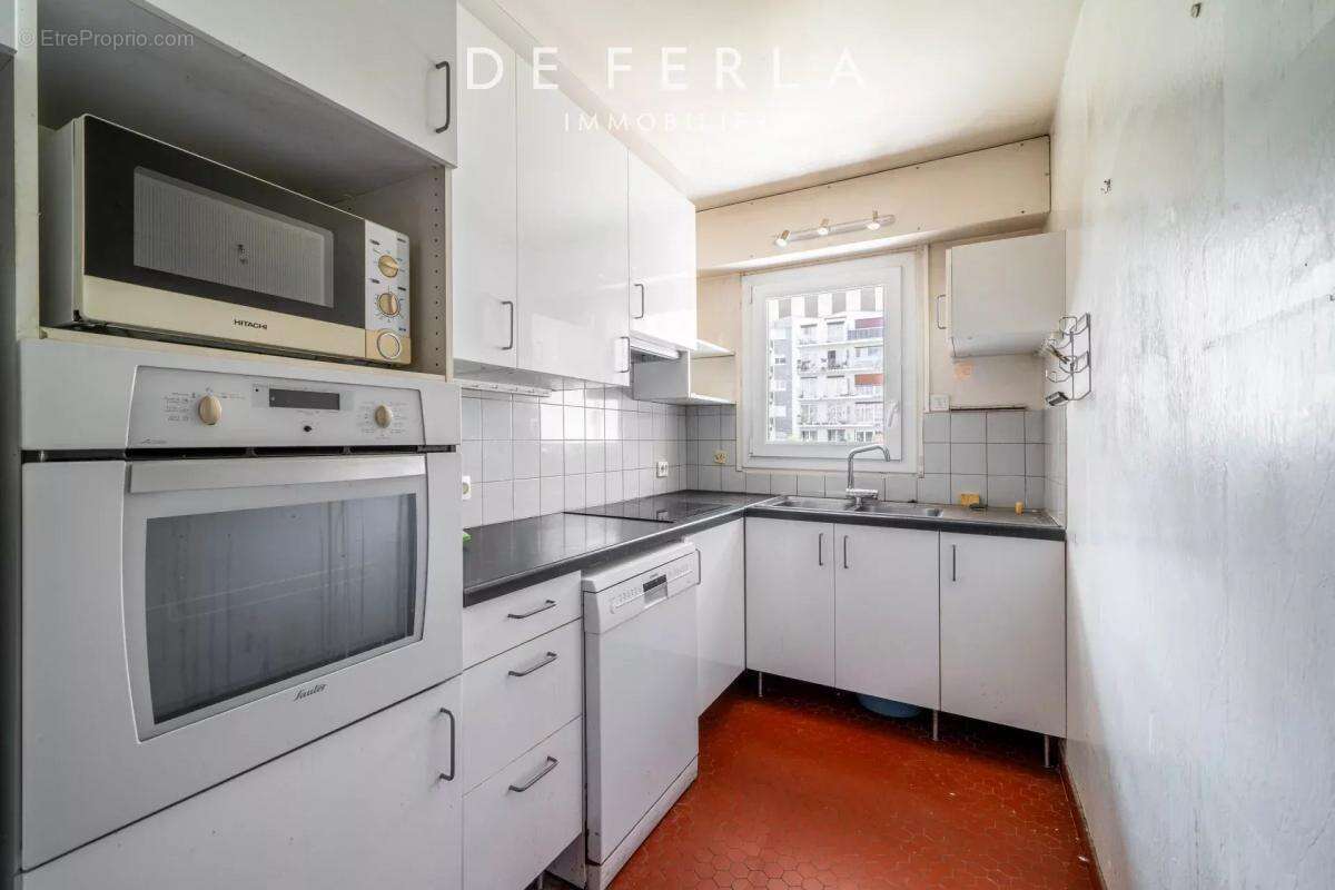 Appartement à PARIS-15E