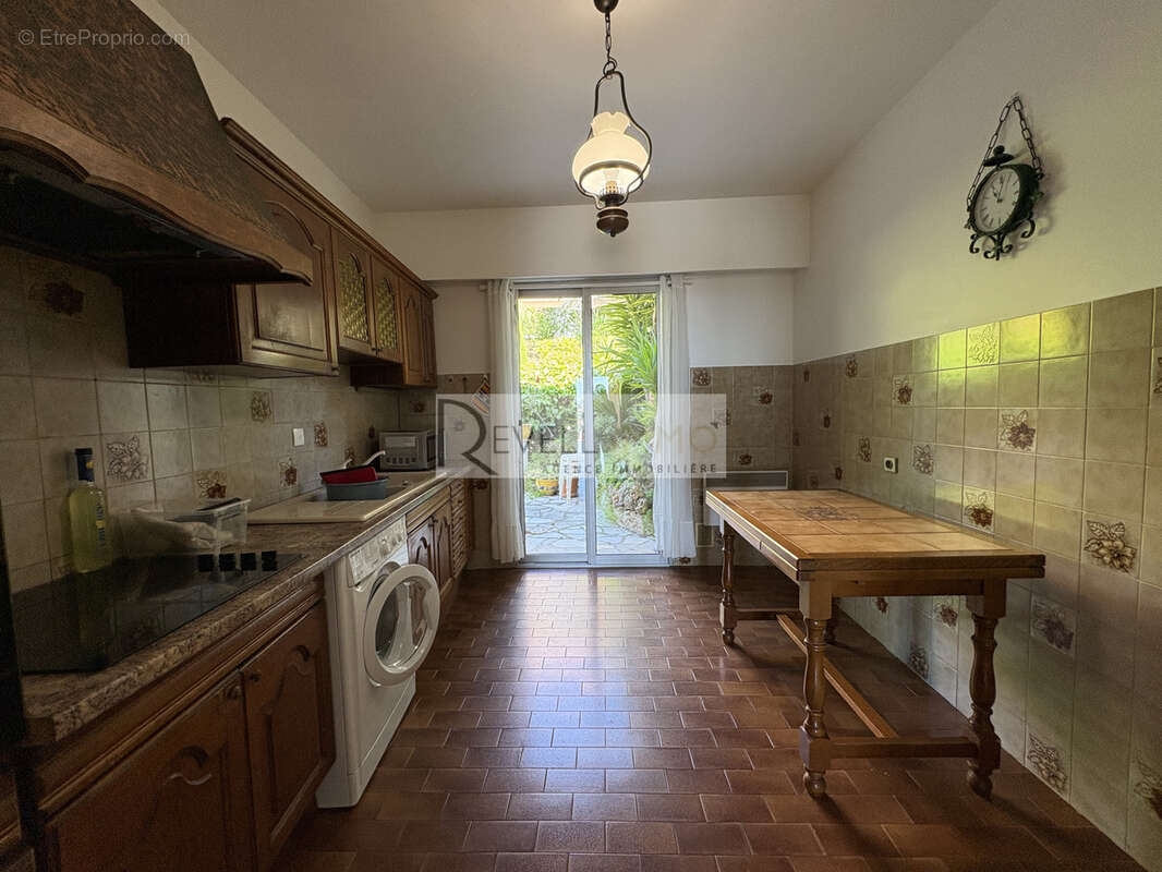 Appartement à VILLENEUVE-LOUBET