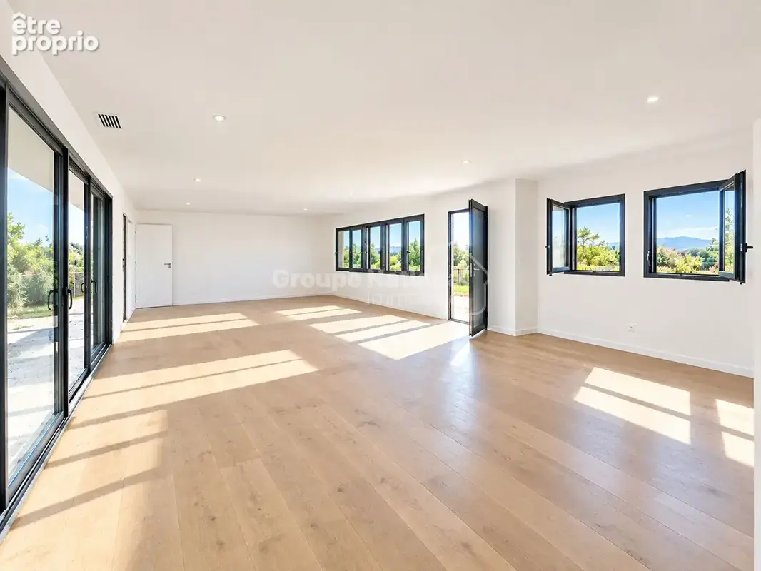 Maison neuve de 116 m² sur terrain de 800 m² - Calme et proximité du village - photo 5