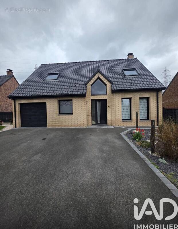 Photo 1 - Maison à SAILLY-LABOURSE