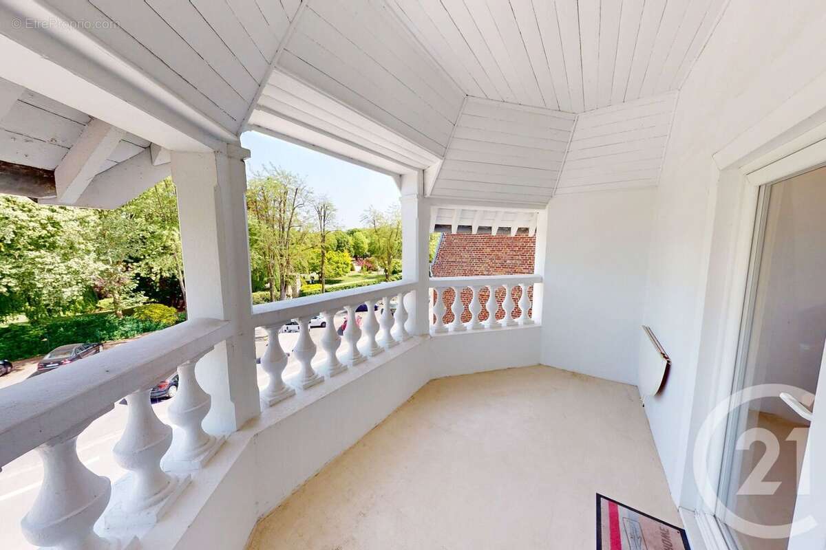 Maison à SAINT-QUENTIN