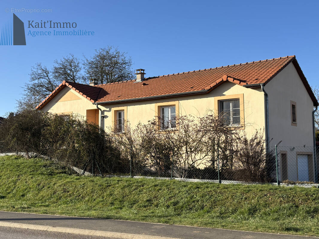 Maison à ETON