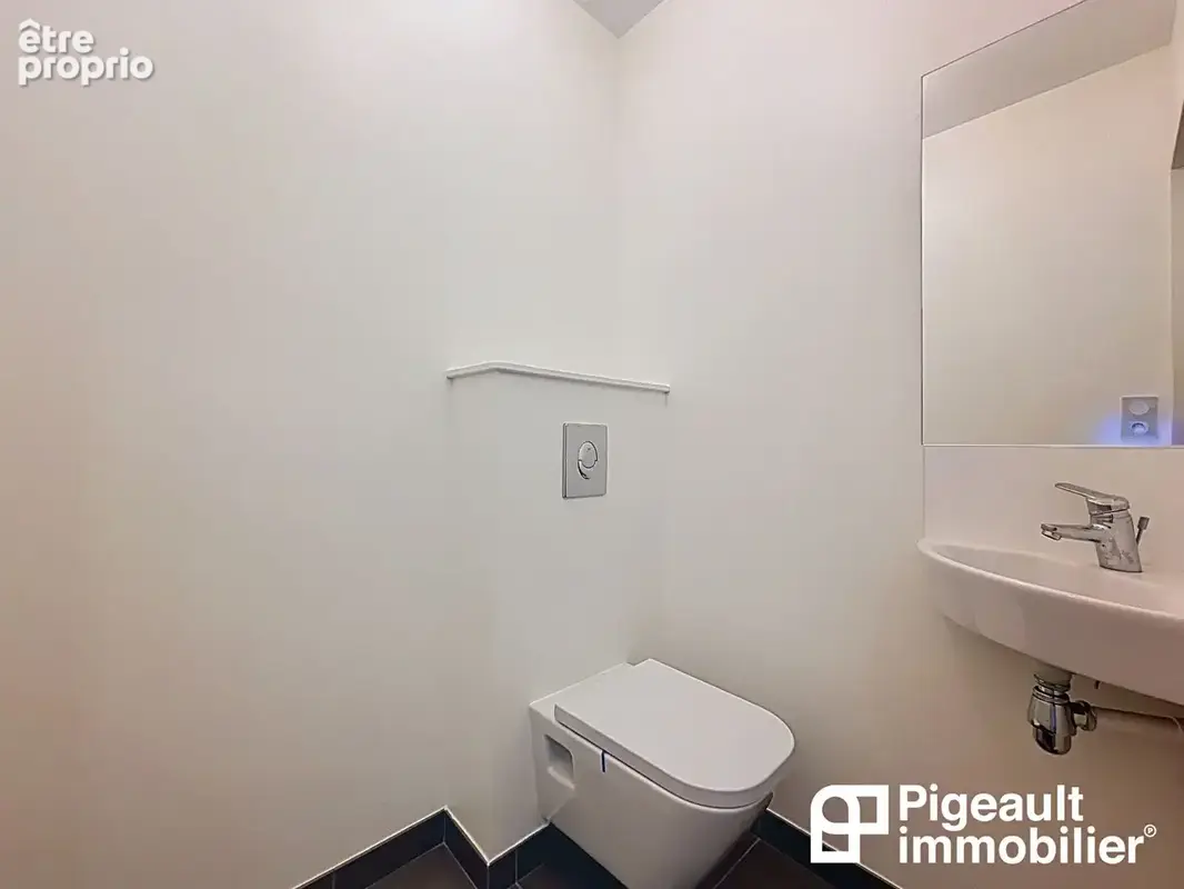 Appartement T3 à vendre - Saint Grégoire - Parking sécurisé - Cave - photo 7