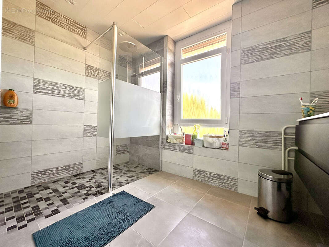 Maison à BLAINVILLE-SUR-L'EAU