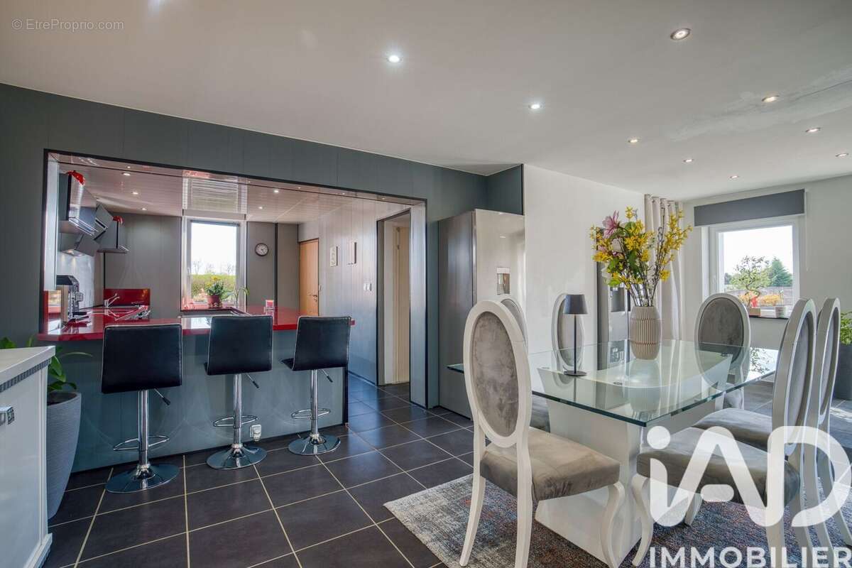 Photo 2 - Maison à MONT-BONVILLERS